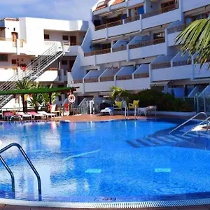 geranios-claudio.adeje-hotels.com/